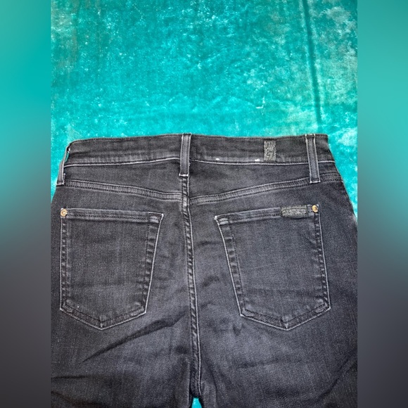 High Rise ankle length - Ripped Knee - Size 28 - Skinny - Picture 8 of 11